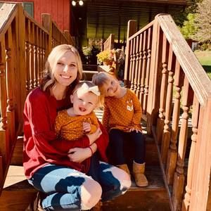 Meet your Posher, Carly